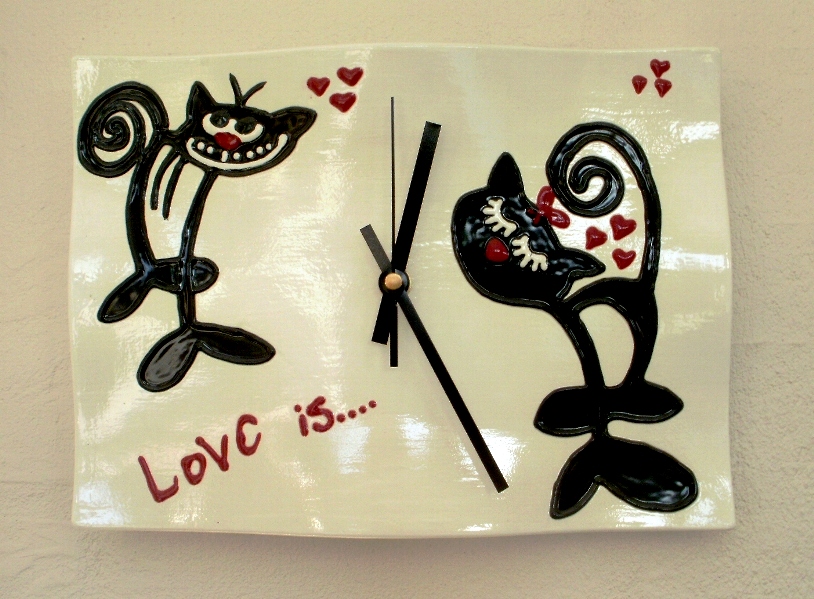 Love Is.....VægUr