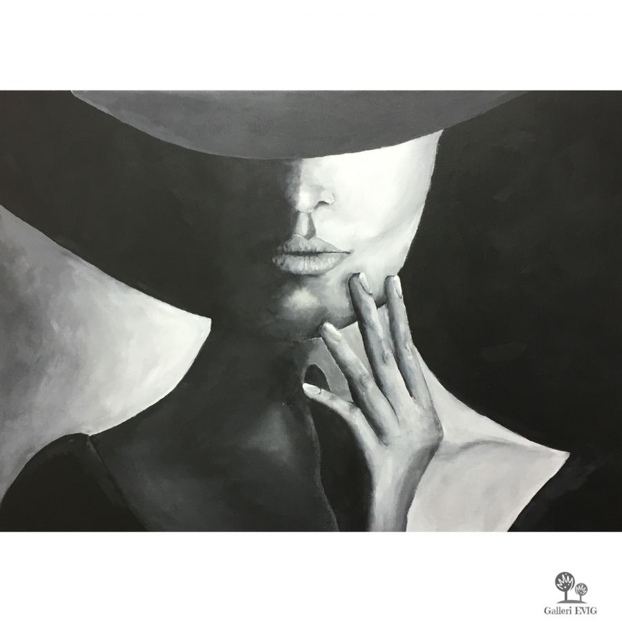 Lady with hat
