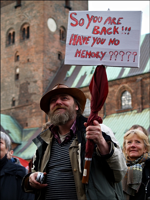 I protest