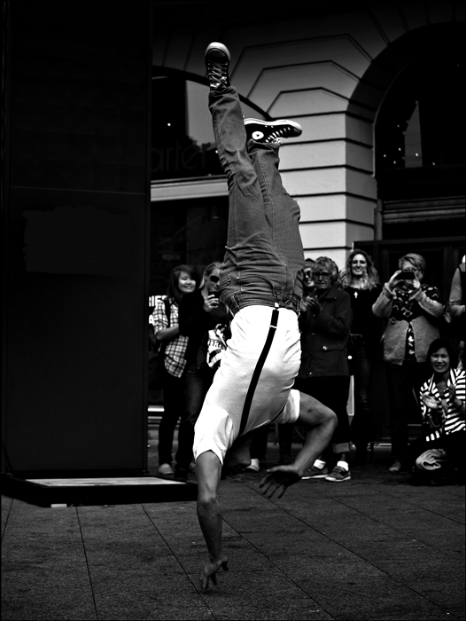 Street dance  ( rør jorden )