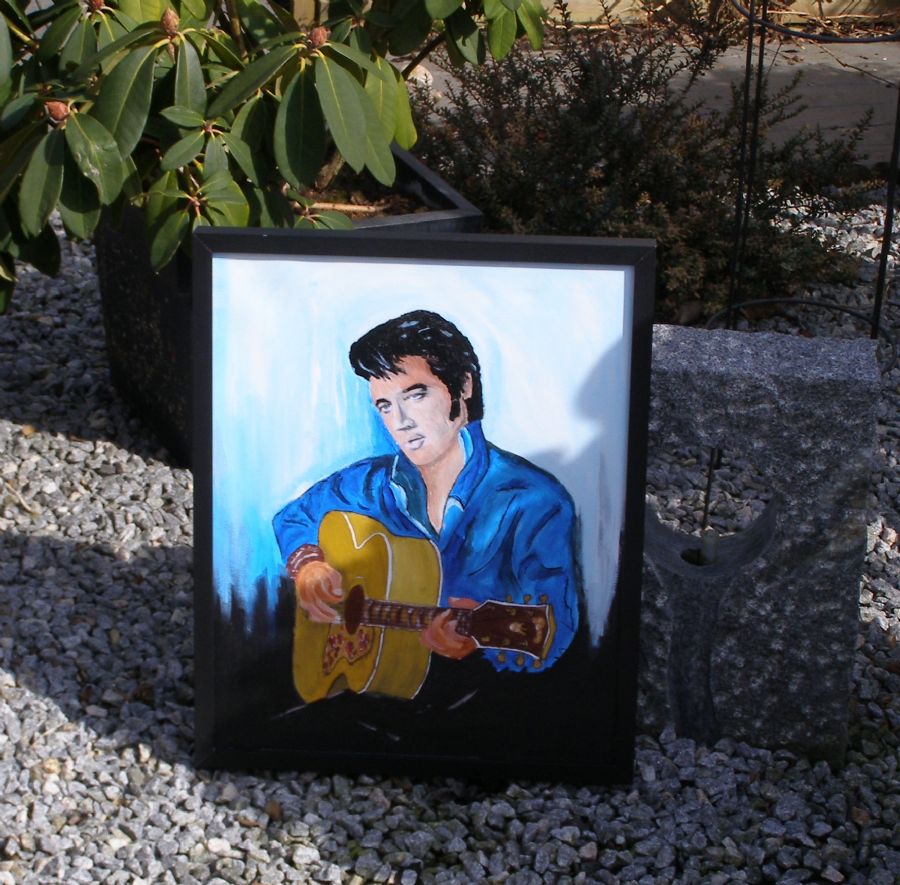 Elvis med guitar