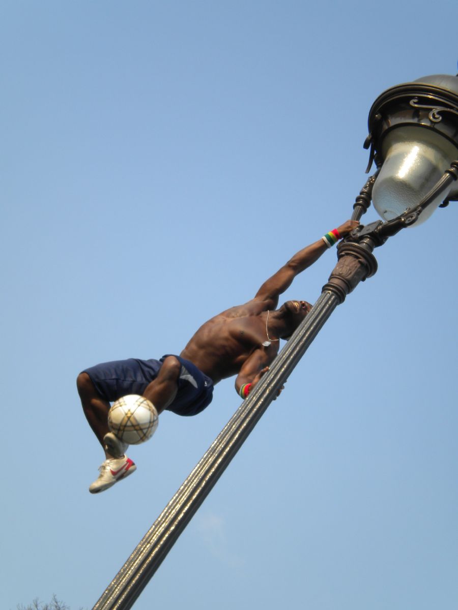 street performer1