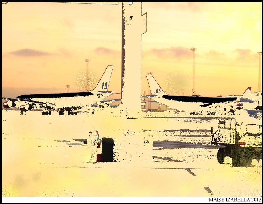 COMING AND GOING AT CPH AIRSIDE.