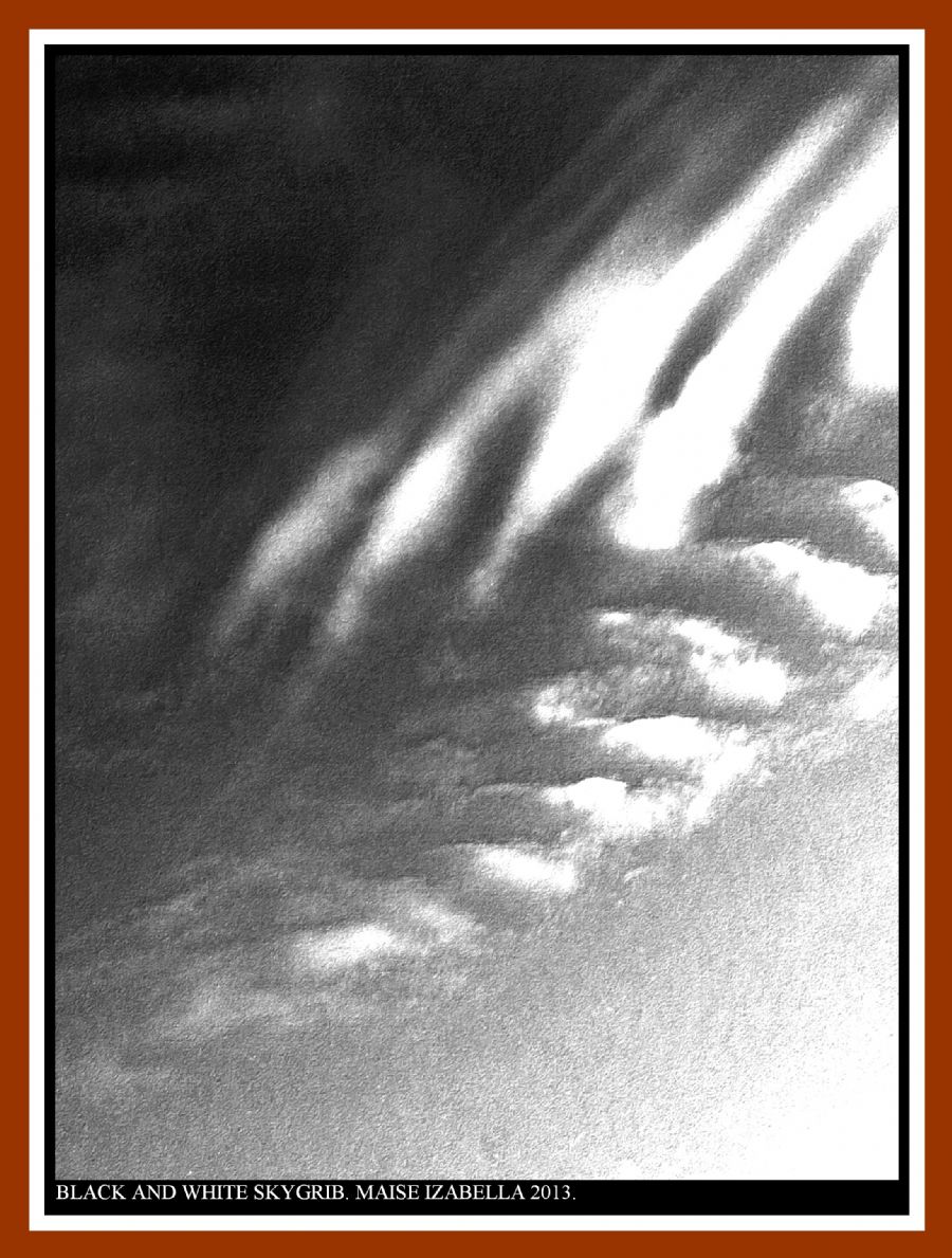 BLACK AND WHITW SKYGRIB