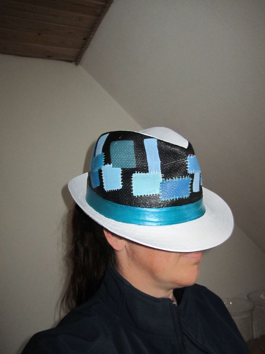 Malet Hat