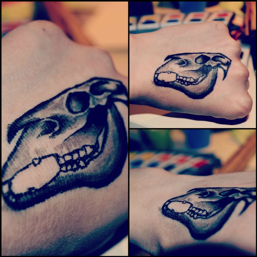 Watercolor horse skull