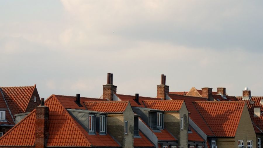 Over byens tage