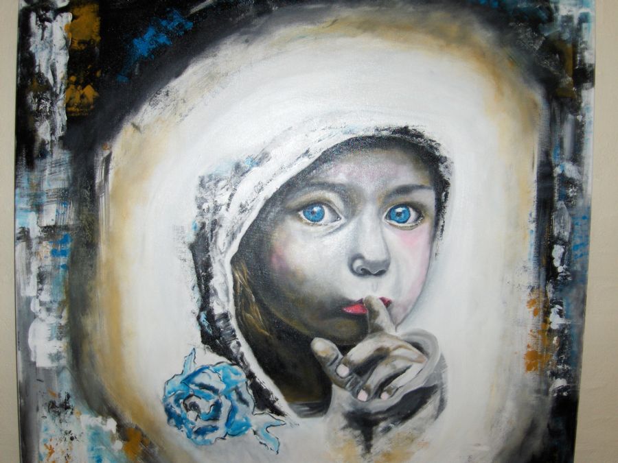 shh.. (close up)