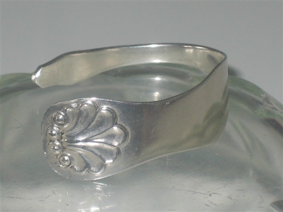 armring i sølv. 3 tårn