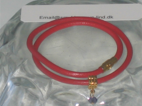 armbånd med læder og magnet lås