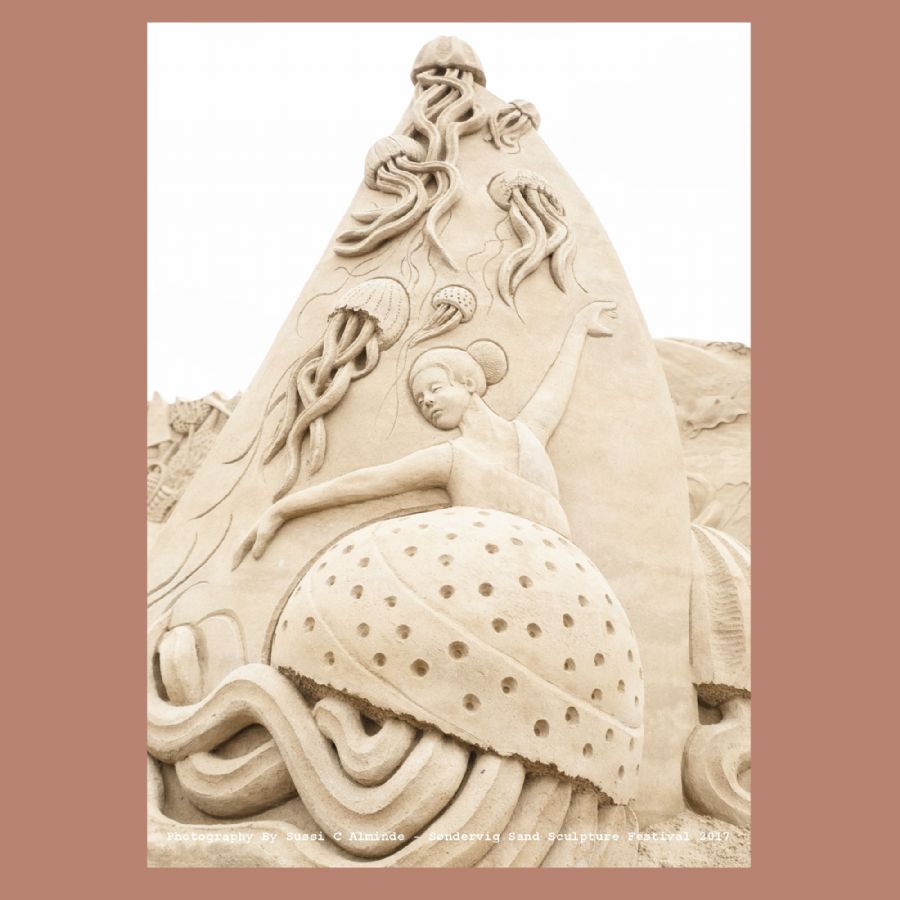 Sandskulptur/ vand"mand"