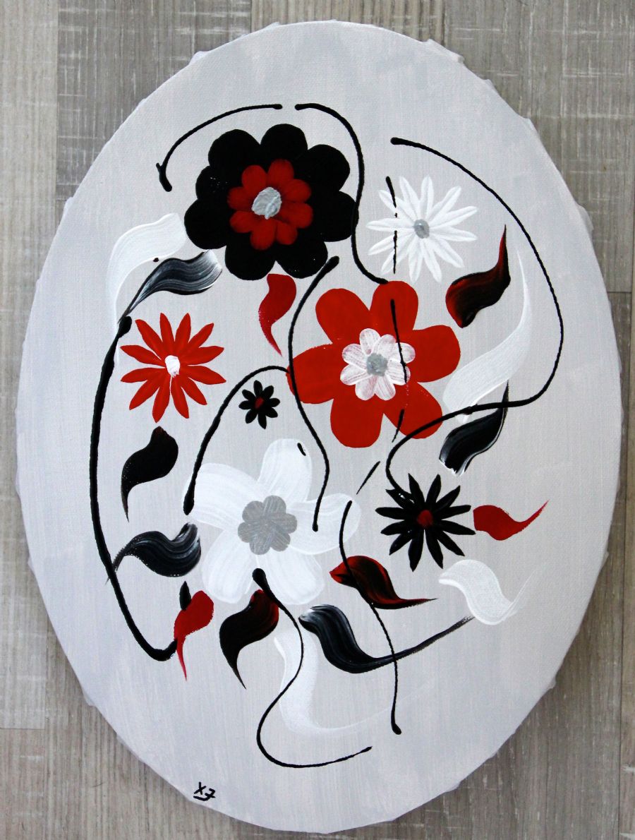 Oval silverflower