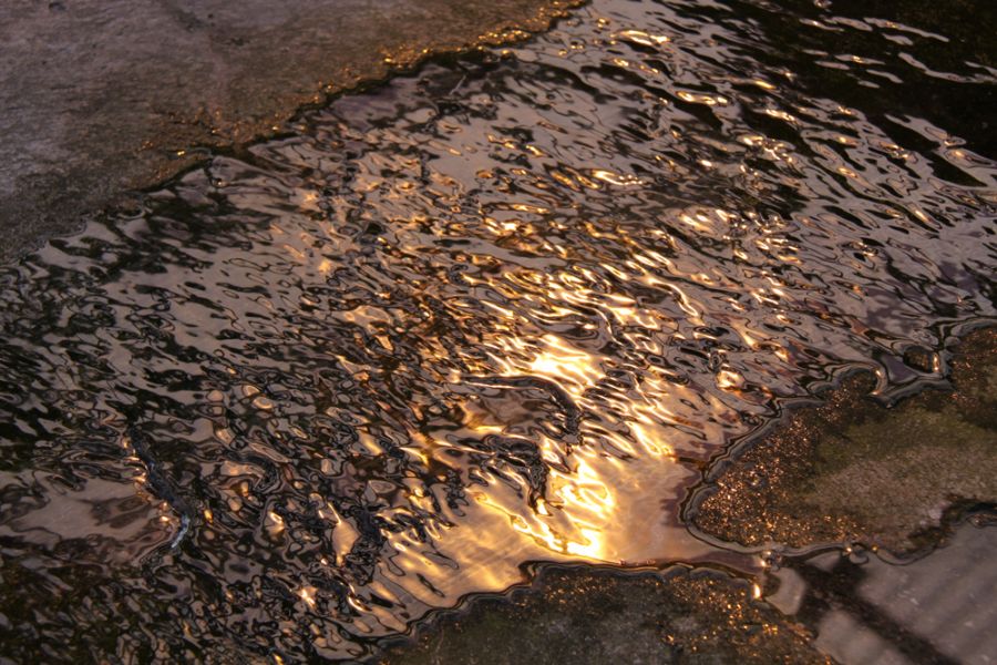Liquid light