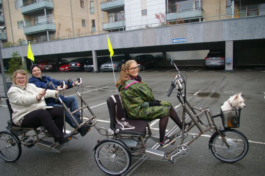Parallelcykel .- " Flyder "