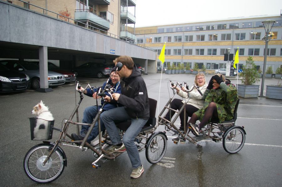 Parallelcykel .- " Flyder "