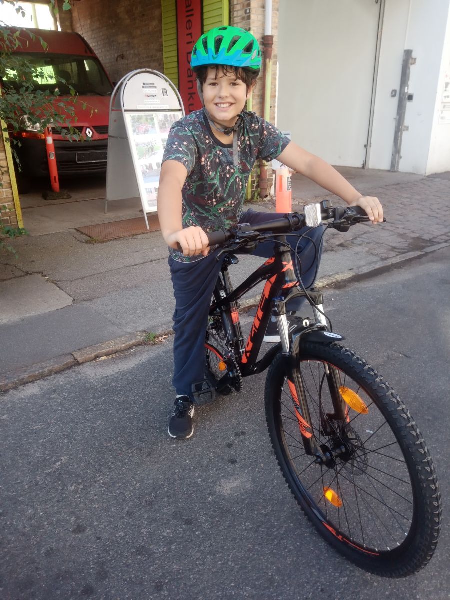 Villads på sin nye MTB cykel