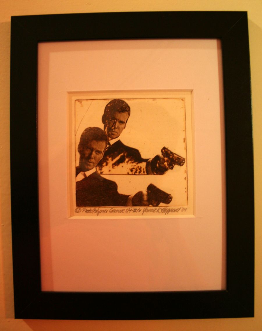 "James Bond"