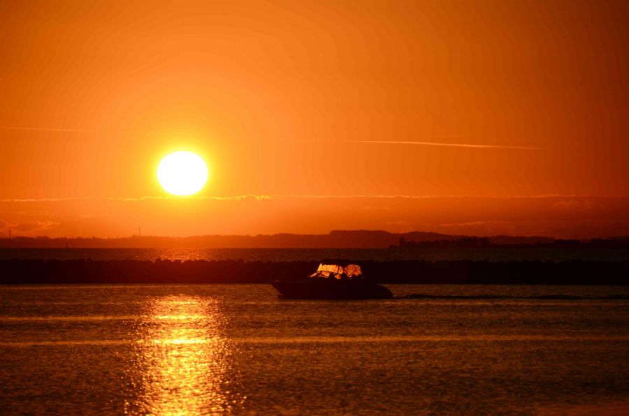 'Glimpses of Sunset'...