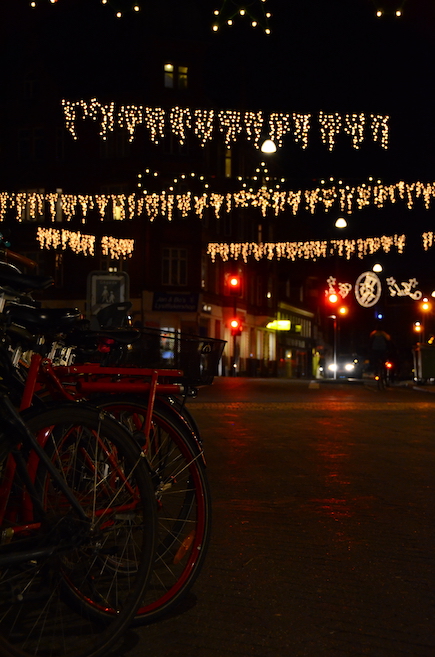 'Glimpses of City Lights'...