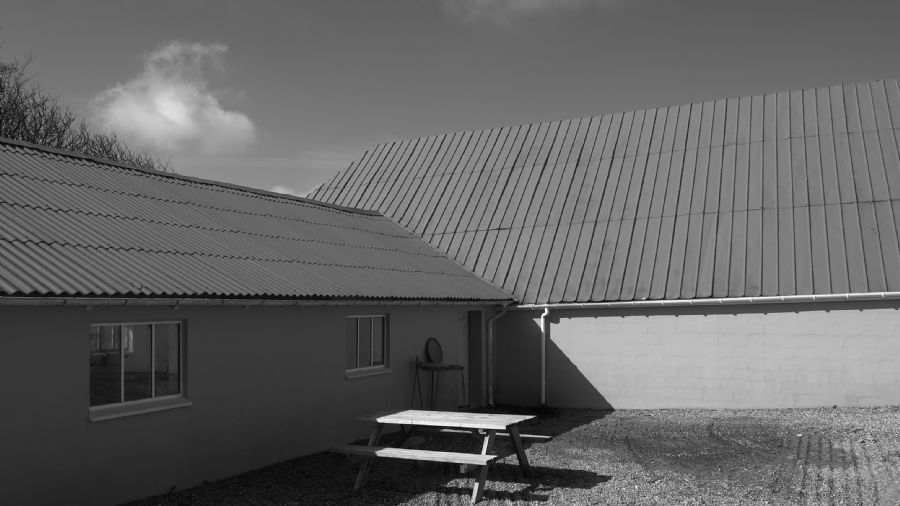 Gård to længer B&W