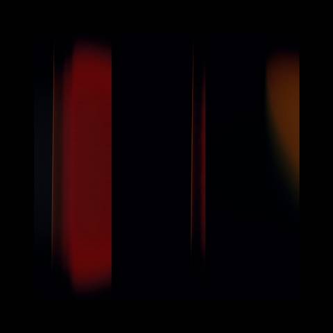 Golden Light in Red Room #3 – andet af CHRIST FLINT