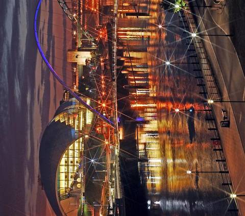 Newcastle by night 9