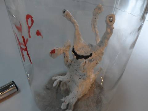 from out there 1 foto 2