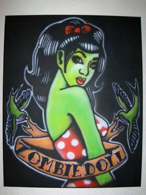Zombi doll