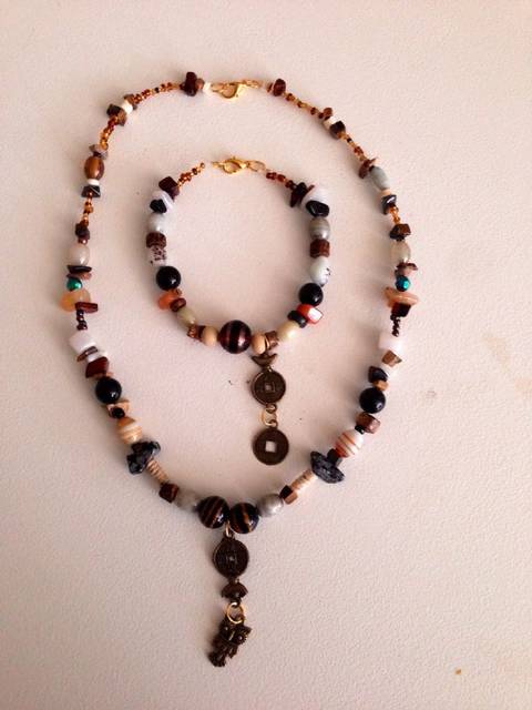 Halskæde og armbånd