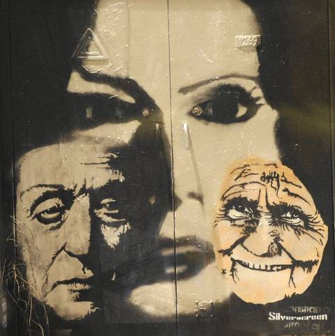 Newe og Nuevas nu med farver – stencils af Per Corell