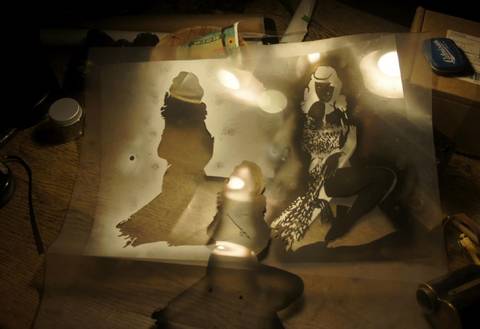 Stencil til sort – stencils af Per Corell