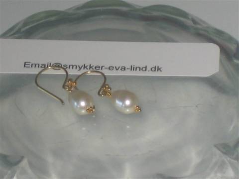 Ørehænger i 22.karat guld og Swarovski P